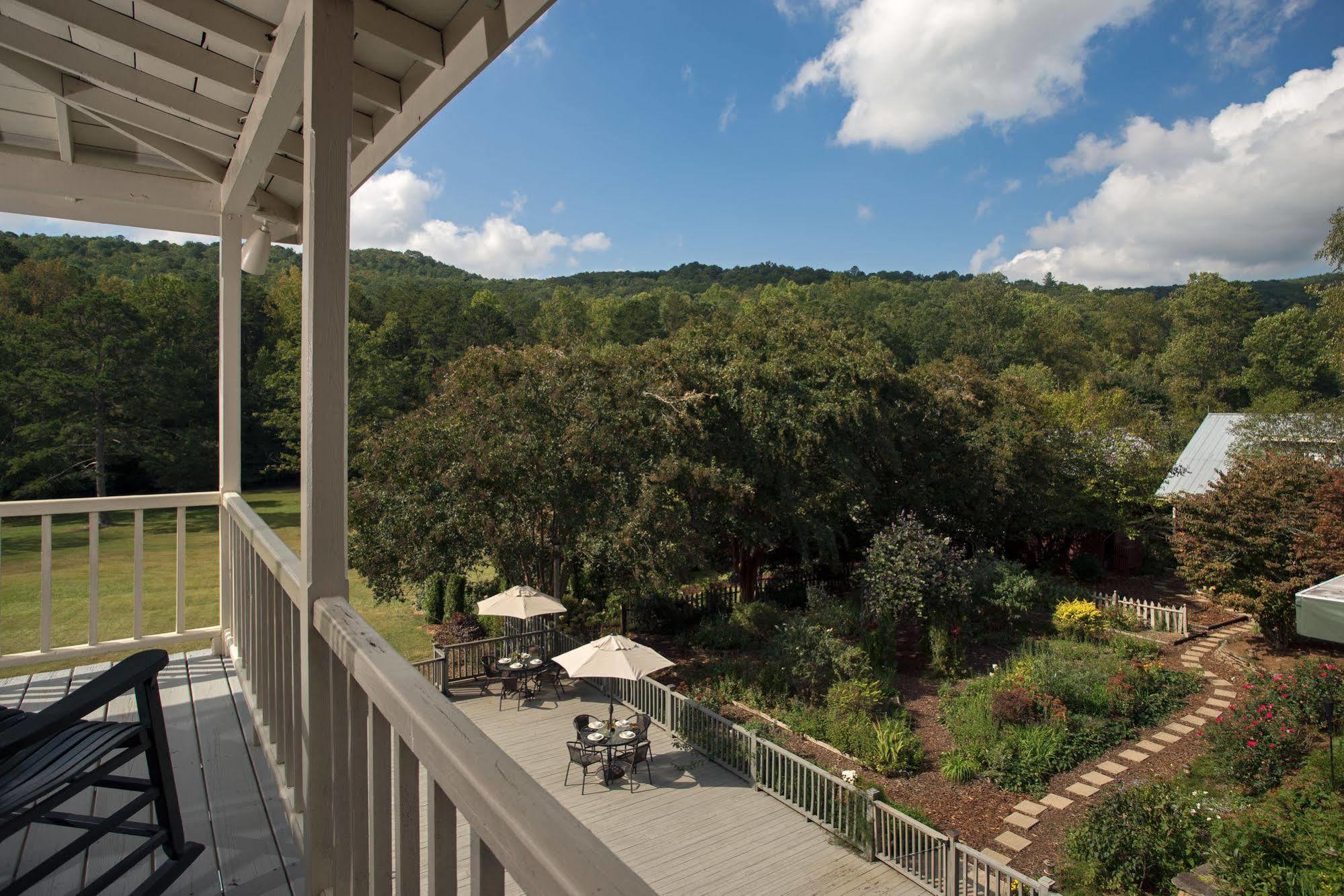 Glen-Ella Springs Hotel & Restaurant Clarkesville Exterior photo